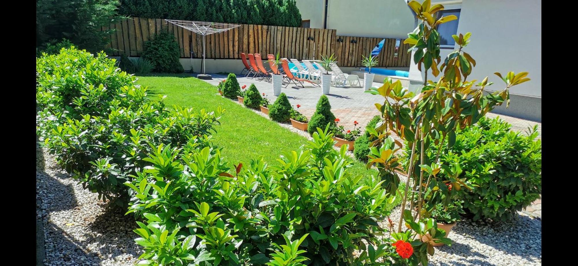 House4U Villa Balatonszárszó Екстериор снимка